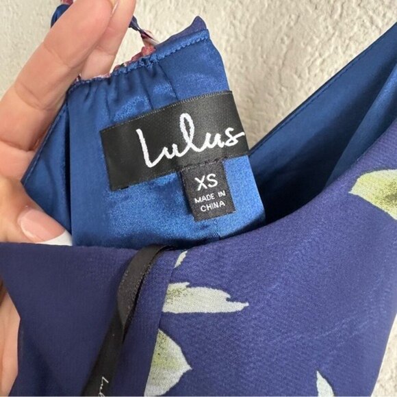 Lulus Always There For Me Navy Blue Floral Print Wrap Maxi Dress Size XS - Picture 8 of 11